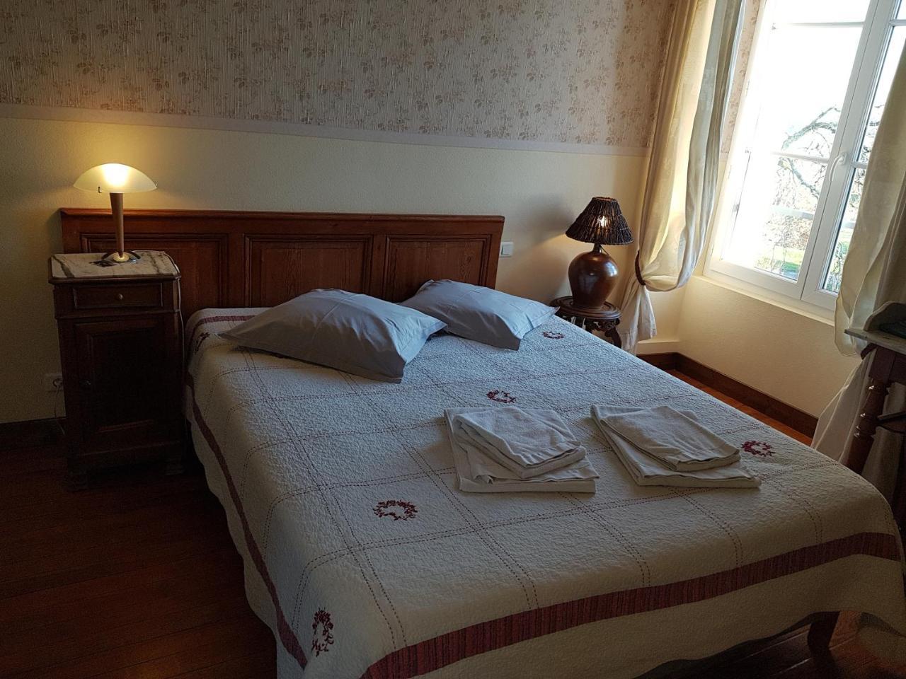 Golf De Teynac Bed & Breakfast Beychac-et-Caillau Eksteriør bilde